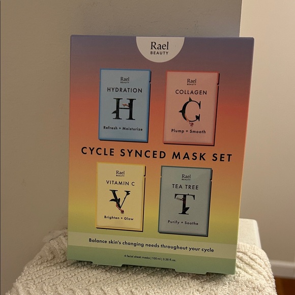 Rael Beauty Other - Rael Beauty Cycle Synced Mask Set Hydration Collagen Vitamin C & Tea Tree